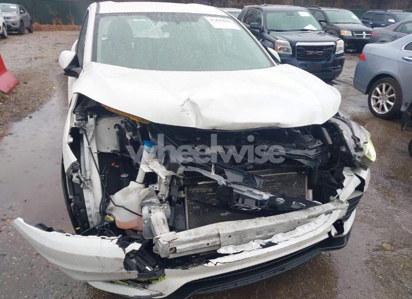 Photo 6 of 2022 Honda Hr-v AWD LX (VIN 3CZRU6H37NM722979)