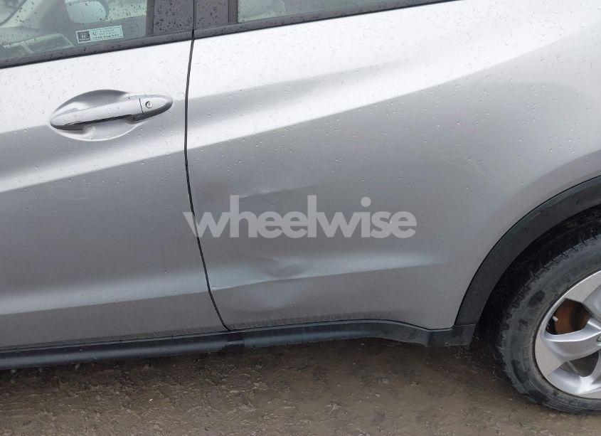 Photo 18 of 2022 Honda Hr-v AWD LX (VIN 3CZRU6H37NM733173)