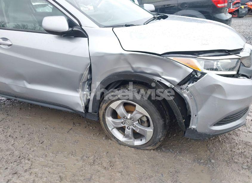 Photo 6 of 2022 Honda Hr-v AWD LX (VIN 3CZRU6H37NM733173)