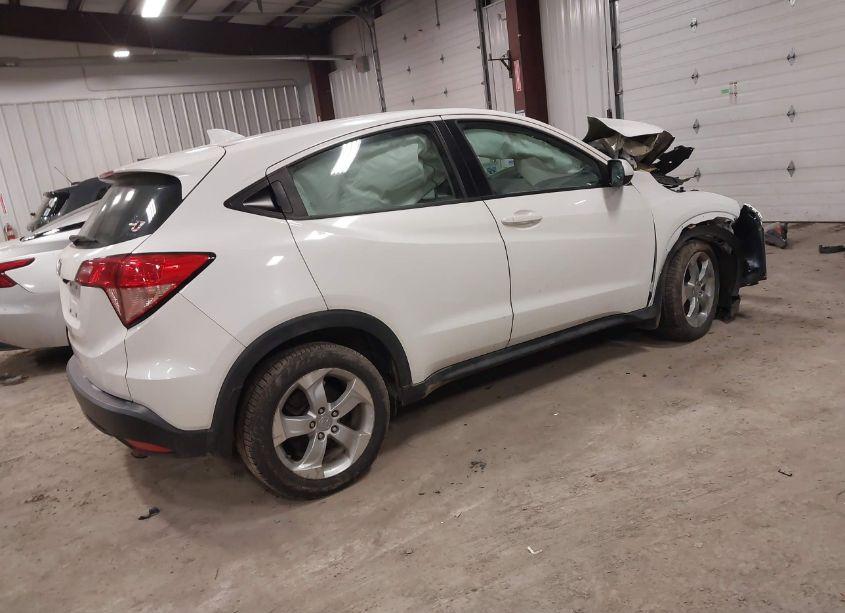 Photo 4 of 2016 Honda Hr-v LX (VIN 3CZRU6H38GM710407)