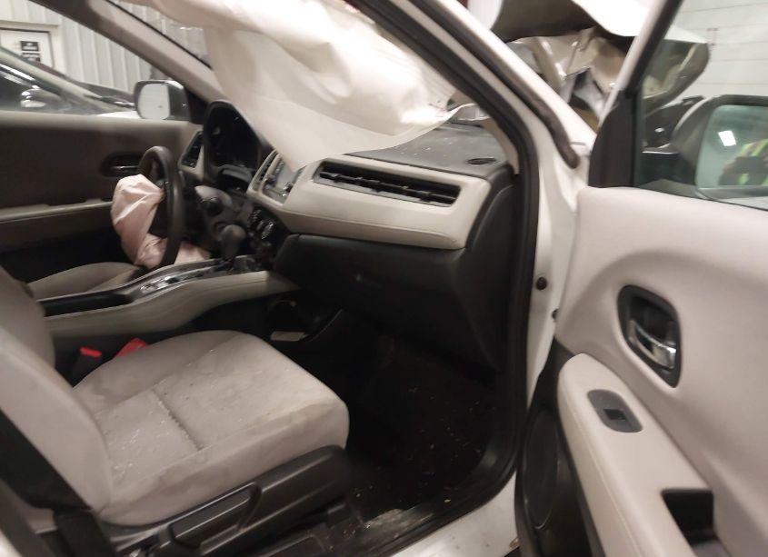 Photo 5 of 2016 Honda Hr-v LX (VIN 3CZRU6H38GM710407)