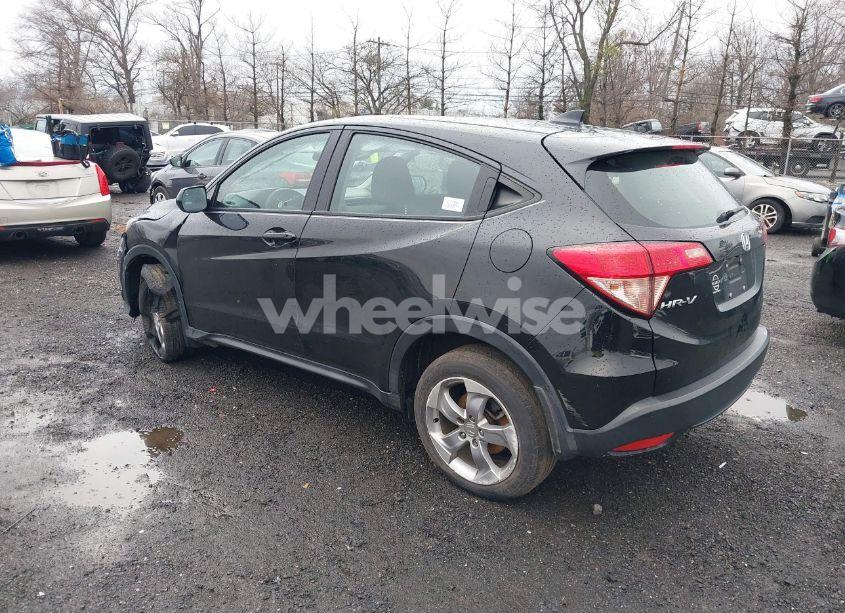Photo 3 of 2017 Honda Hr-v LX (VIN 3CZRU6H38HG710083)