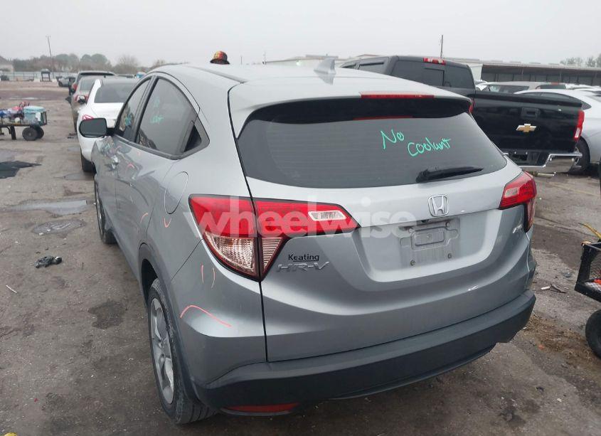Photo 3 of 2018 Honda Hr-v LX (VIN 3CZRU6H38JG714947)