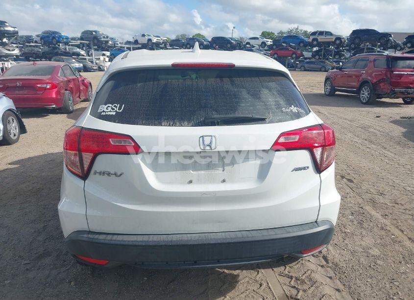 Photo 15 of 2018 Honda Hr-v LX (VIN 3CZRU6H38JM717848)