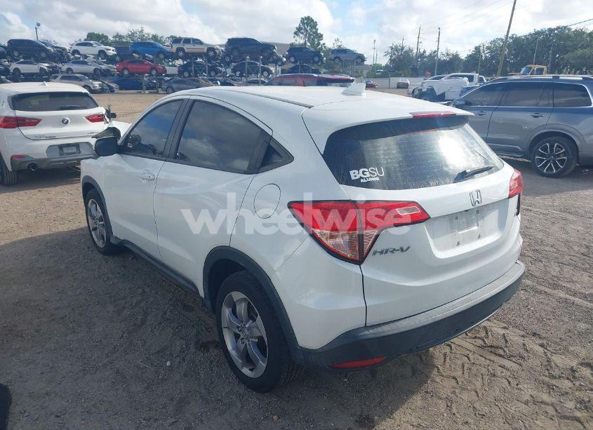 Photo 3 of 2018 Honda Hr-v LX (VIN 3CZRU6H38JM717848)
