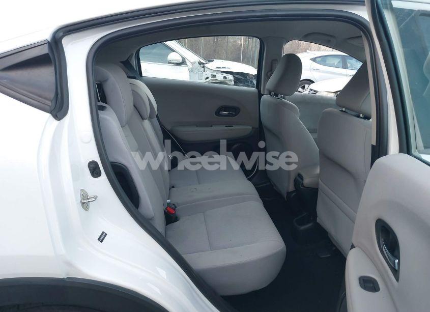 Photo 8 of 2018 Honda Hr-v LX (VIN 3CZRU6H38JM724590)