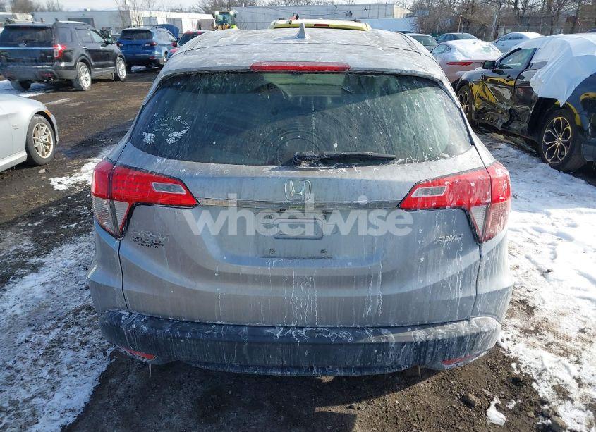 Photo 16 of 2019 Honda Hr-v LX (VIN 3CZRU6H38KG710415)