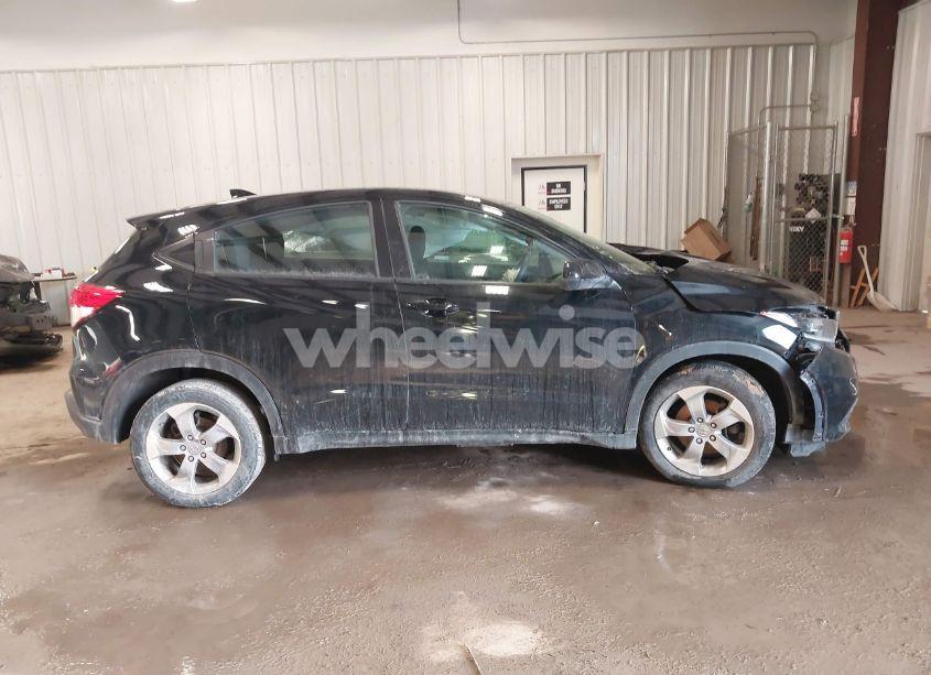 Photo 13 of 2019 Honda Hr-v LX (VIN 3CZRU6H38KG726386)