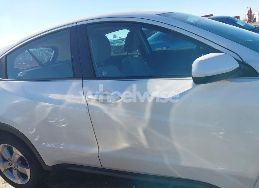 Photo 13 of 2019 Honda Hr-v LX (VIN 3CZRU6H38KM701909)