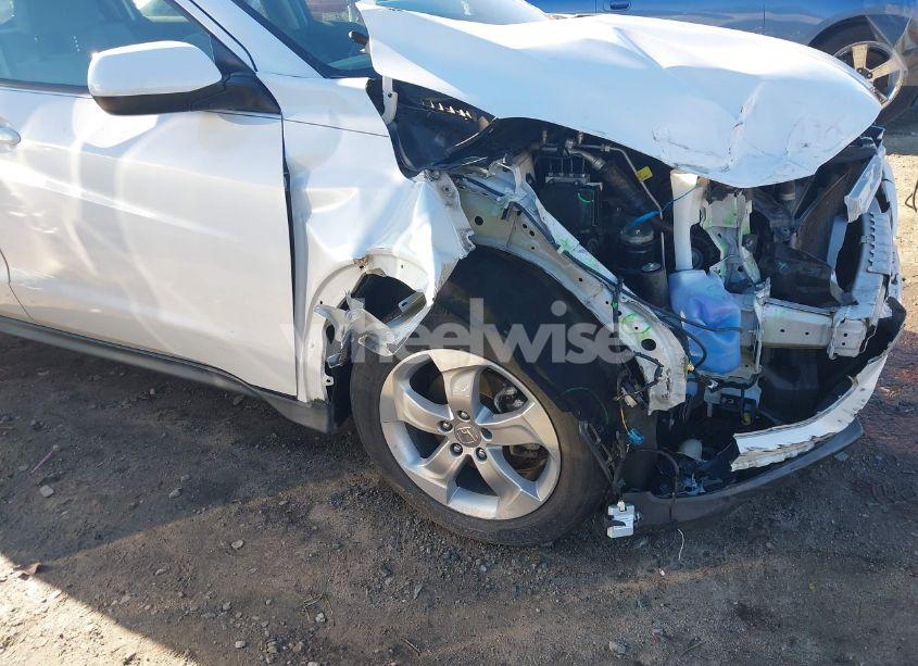 Photo 17 of 2019 Honda Hr-v LX (VIN 3CZRU6H38KM701909)