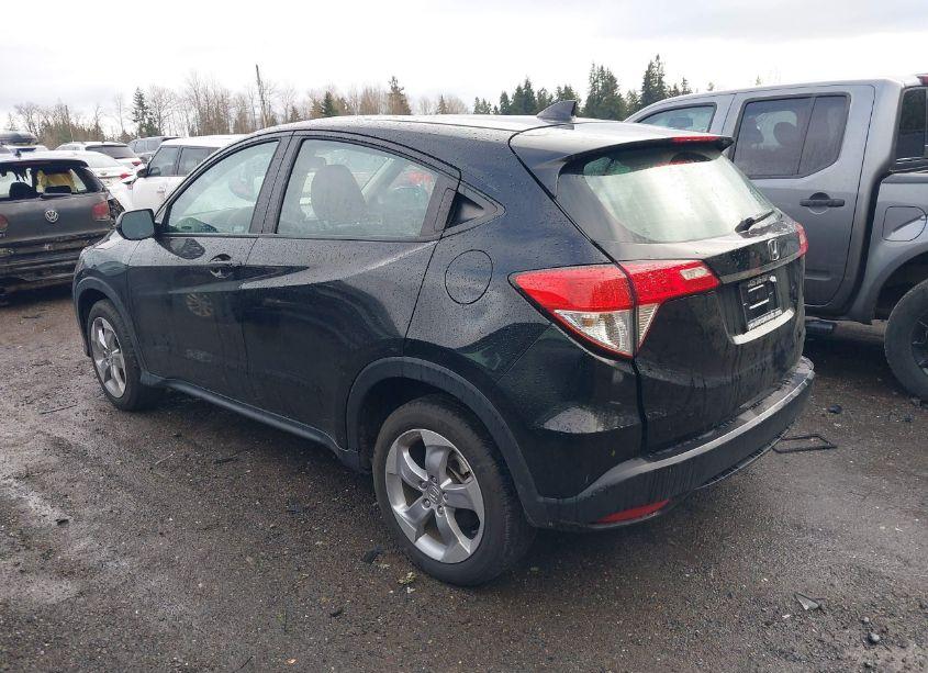Photo 3 of 2019 Honda Hr-v LX (VIN 3CZRU6H38KM743240)