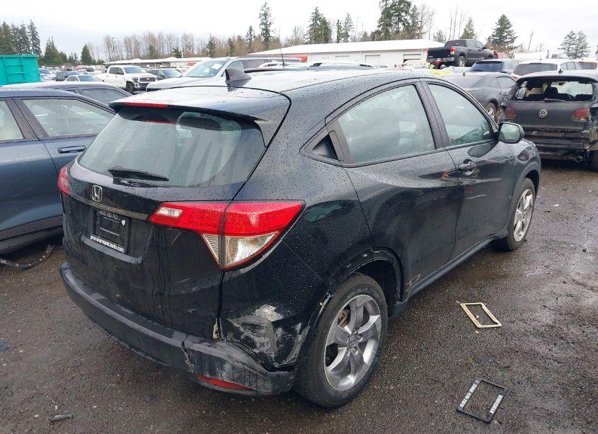 Photo 4 of 2019 Honda Hr-v LX (VIN 3CZRU6H38KM743240)