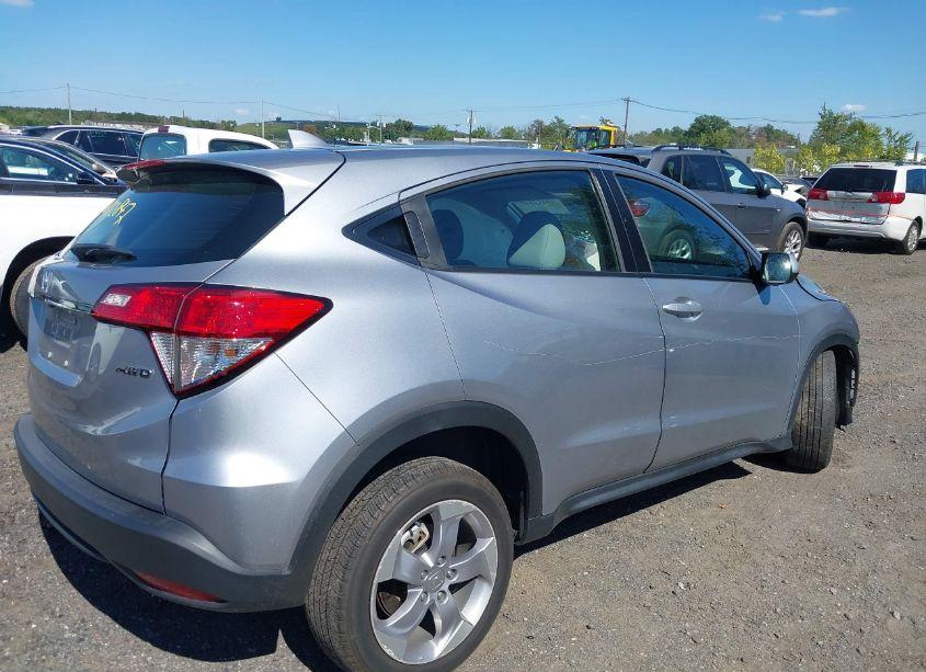 Photo 4 of 2020 Honda Hr-v AWD LX (VIN 3CZRU6H38LM716010)