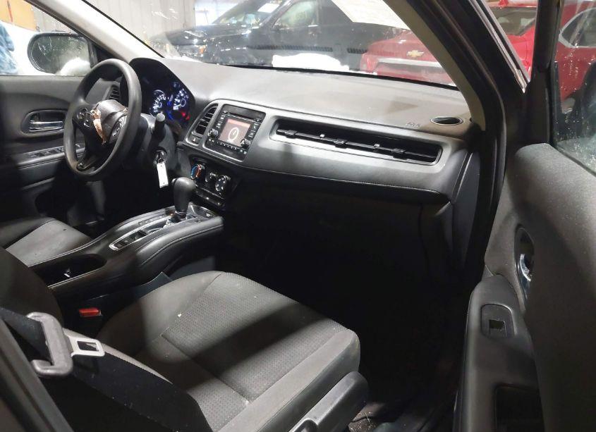 Photo 5 of 2021 Honda Hr-v AWD LX (VIN 3CZRU6H38MM746268)