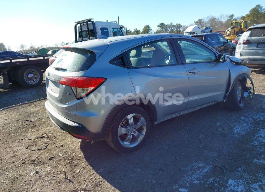 Photo 4 of 2022 Honda Hr-v AWD LX (VIN 3CZRU6H38NM753352)