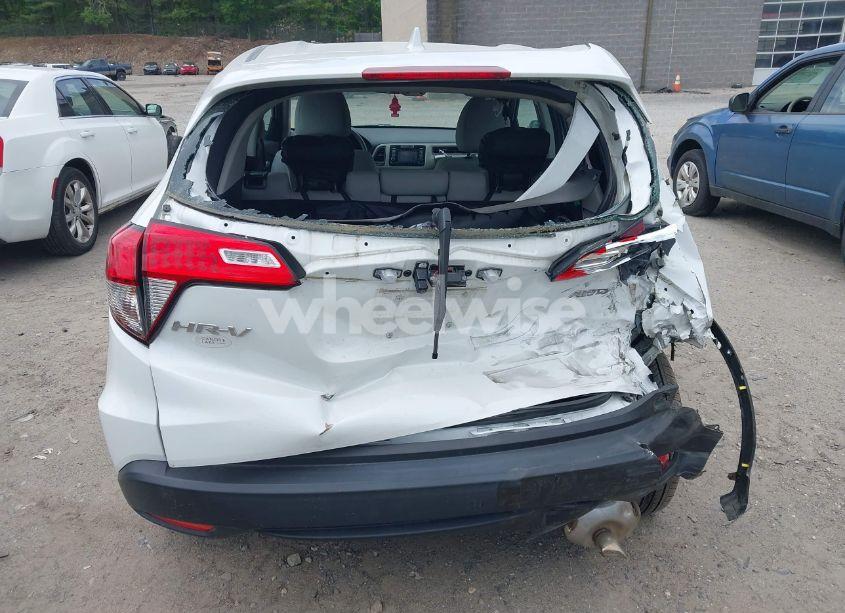 Photo 16 of 2022 Honda Hr-v AWD LX (VIN 3CZRU6H38NM763153)