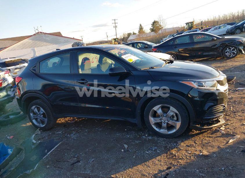 Photo 13 of 2022 Honda Hr-v AWD LX (VIN 3CZRU6H38NM769857)