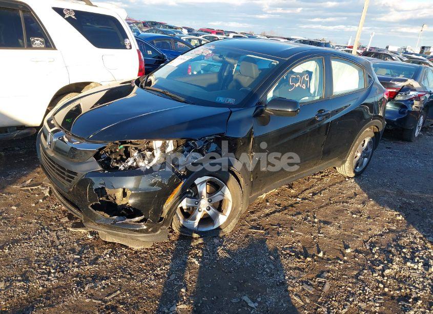 Photo 2 of 2022 Honda Hr-v AWD LX (VIN 3CZRU6H38NM769857)
