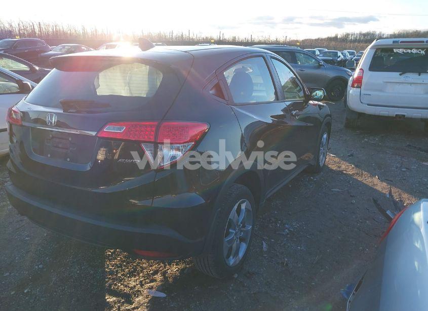 Photo 4 of 2022 Honda Hr-v AWD LX (VIN 3CZRU6H38NM769857)