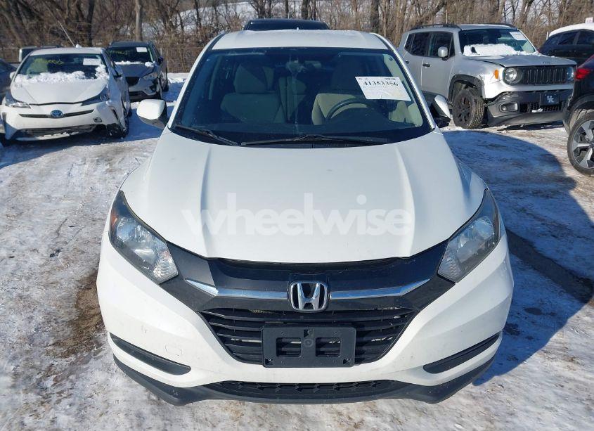 Photo 12 of 2017 Honda Hr-v LX (VIN 3CZRU6H39HM712152)