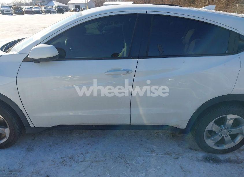 Photo 14 of 2017 Honda Hr-v LX (VIN 3CZRU6H39HM712152)