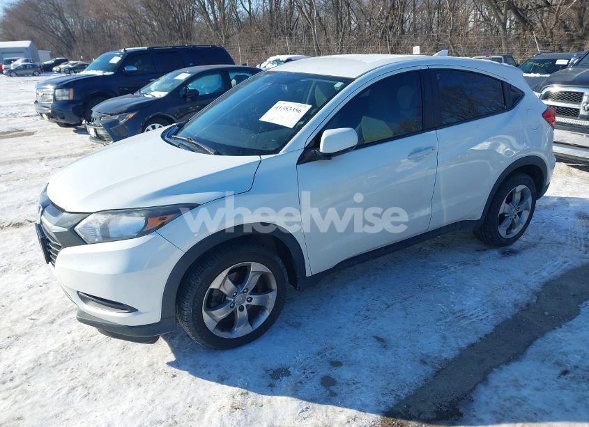 Photo 2 of 2017 Honda Hr-v LX (VIN 3CZRU6H39HM712152)