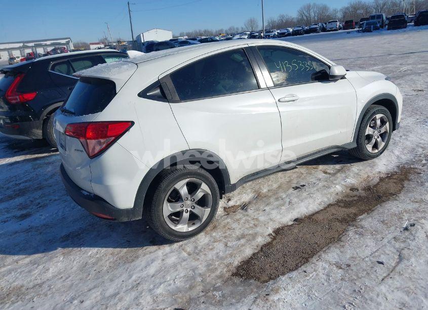 Photo 4 of 2017 Honda Hr-v LX (VIN 3CZRU6H39HM712152)