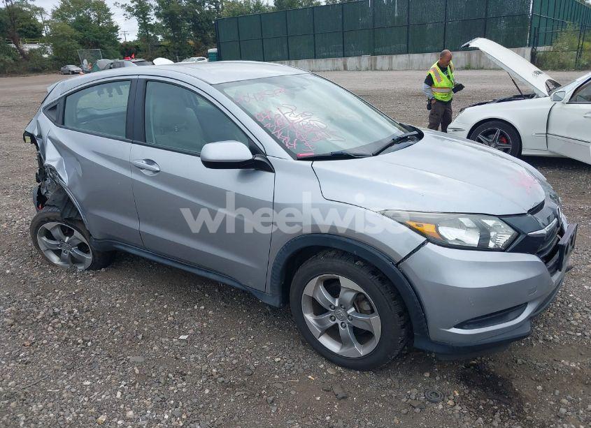 2018 Honda Hr-v LX (VIN 3CZRU6H39JG712639) main photo