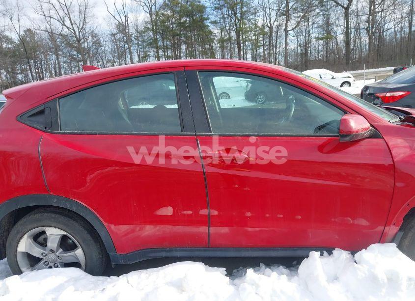 Photo 13 of 2018 Honda Hr-v LX (VIN 3CZRU6H39JG719879)