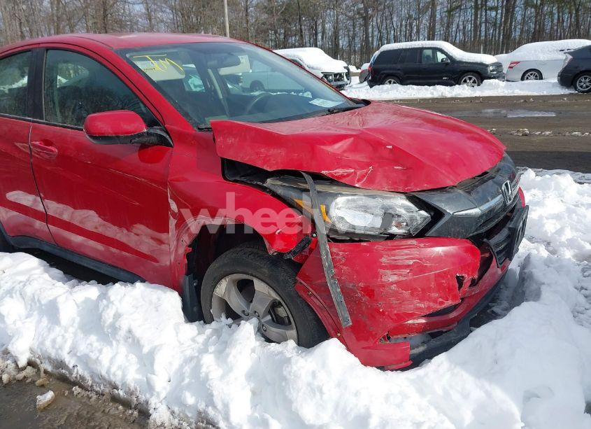 Photo 6 of 2018 Honda Hr-v LX (VIN 3CZRU6H39JG719879)