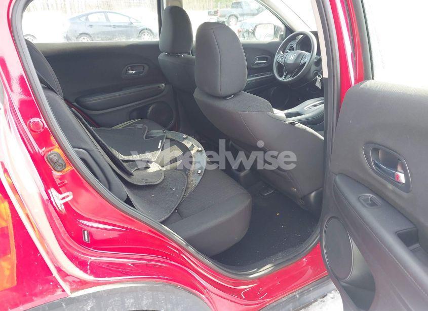 Photo 8 of 2018 Honda Hr-v LX (VIN 3CZRU6H39JG719879)