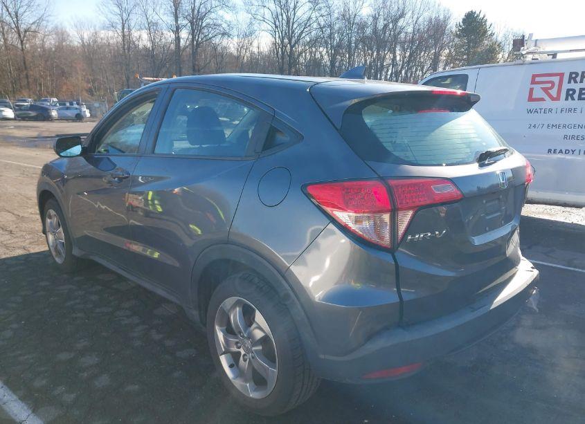 Photo 3 of 2018 Honda Hr-v LX (VIN 3CZRU6H39JG722295)