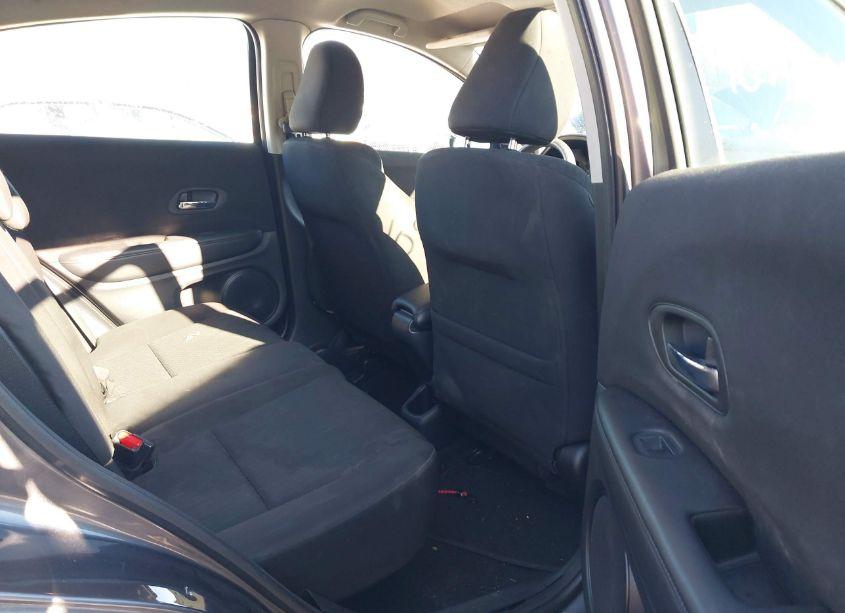 Photo 8 of 2018 Honda Hr-v LX (VIN 3CZRU6H39JG722295)