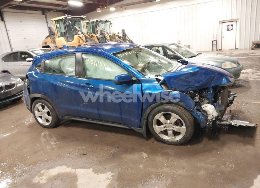 Photo 13 of 2018 Honda Hr-v LX (VIN 3CZRU6H39JM704221)