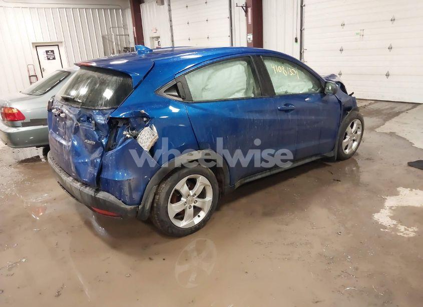 Photo 4 of 2018 Honda Hr-v LX (VIN 3CZRU6H39JM704221)