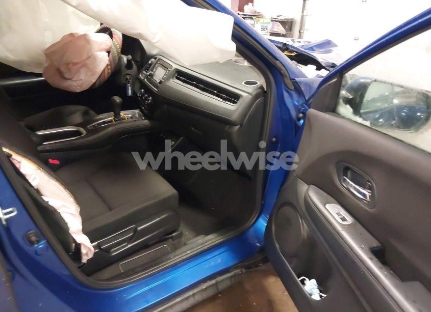 Photo 5 of 2018 Honda Hr-v LX (VIN 3CZRU6H39JM704221)