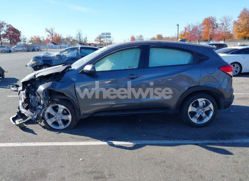 Photo 14 of 2019 Honda Hr-v LX (VIN 3CZRU6H39KG713162)