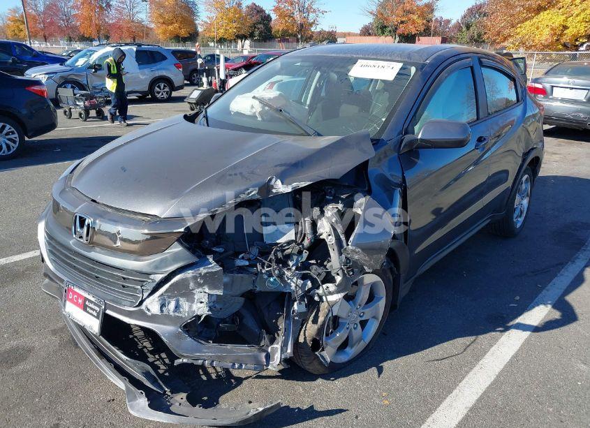 Photo 2 of 2019 Honda Hr-v LX (VIN 3CZRU6H39KG713162)