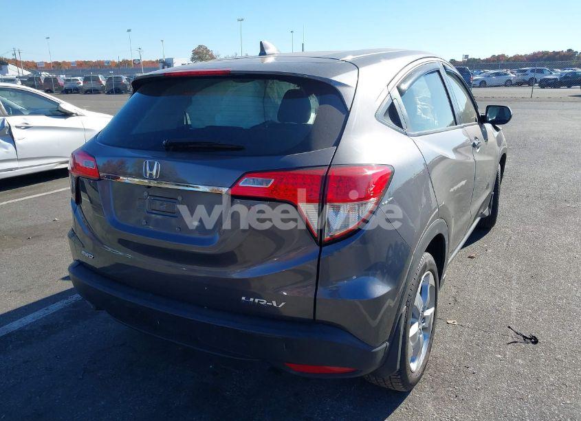 Photo 4 of 2019 Honda Hr-v LX (VIN 3CZRU6H39KG713162)
