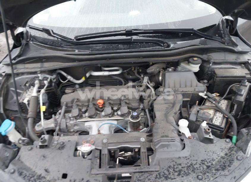 Photo 10 of 2019 Honda Hr-v LX (VIN 3CZRU6H39KG725909)