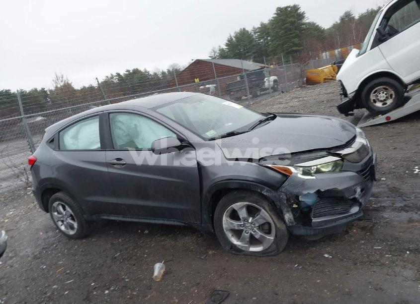 Photo 13 of 2019 Honda Hr-v LX (VIN 3CZRU6H39KG725909)