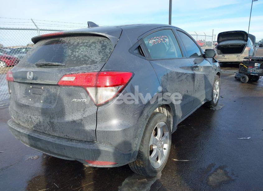 Photo 4 of 2020 Honda Hr-v AWD LX (VIN 3CZRU6H39LM711219)