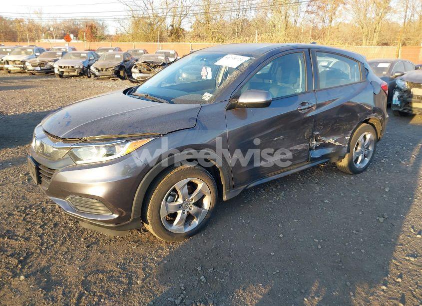 Photo 2 of 2020 Honda Hr-v AWD LX (VIN 3CZRU6H39LM730692)