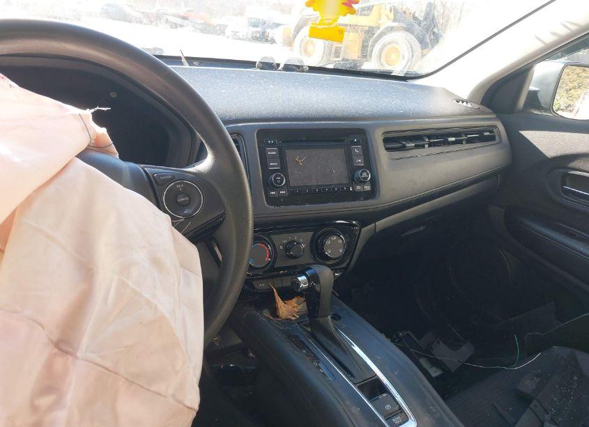 Photo 5 of 2021 Honda Hr-v AWD LX (VIN 3CZRU6H39MM711416)