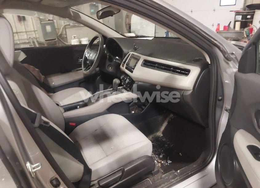 Photo 5 of 2021 Honda Hr-v AWD LX (VIN 3CZRU6H39MM756193)