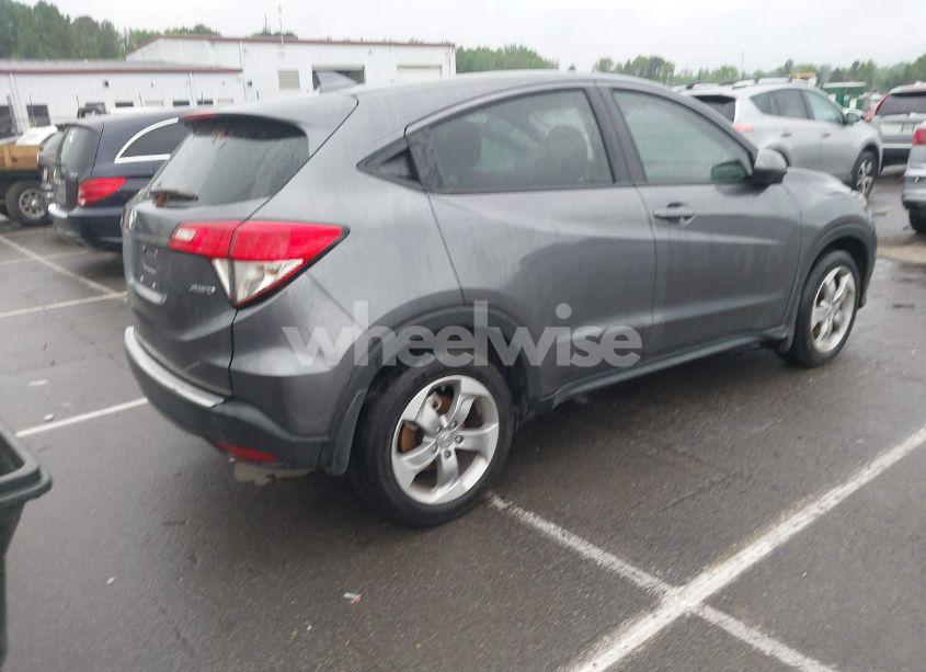 Photo 4 of 2022 Honda Hr-v AWD LX (VIN 3CZRU6H39NM735541)