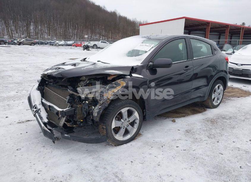 Photo 2 of 2016 Honda Hr-v LX (VIN 3CZRU6H3XGM770561)