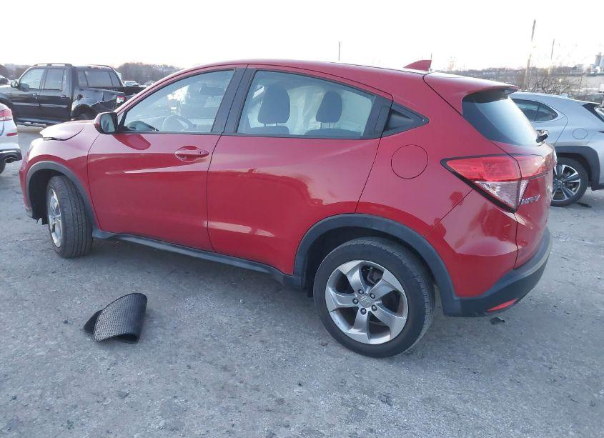 Photo 3 of 2017 Honda Hr-v LX (VIN 3CZRU6H3XHG706066)