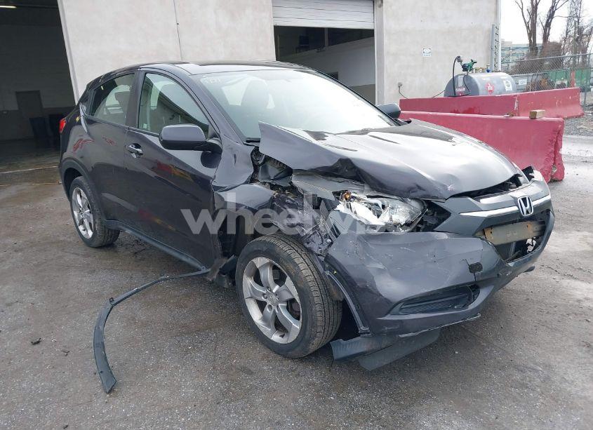 2017 Honda Hr-v LX (VIN 3CZRU6H3XHM714198) main photo