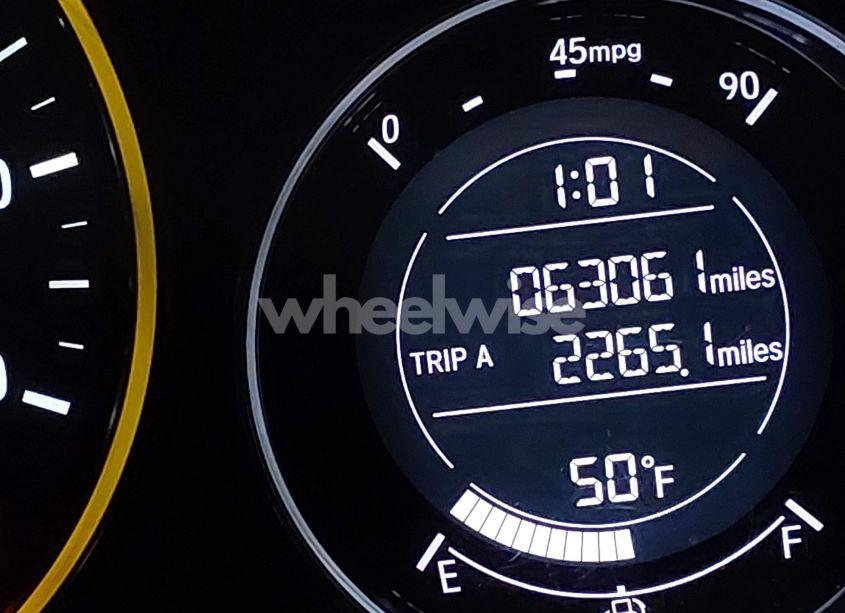 Photo 16 of 2017 Honda Hr-v LX (VIN 3CZRU6H3XHM714248)